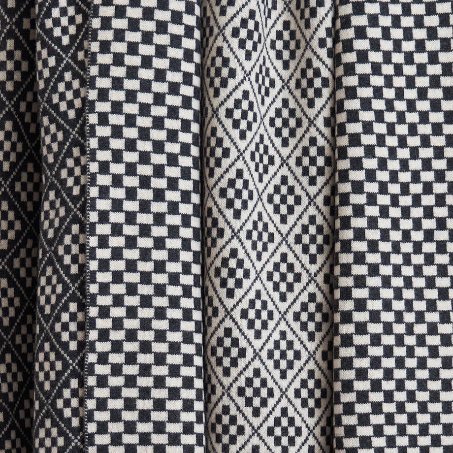 TOULOUSE Blanket